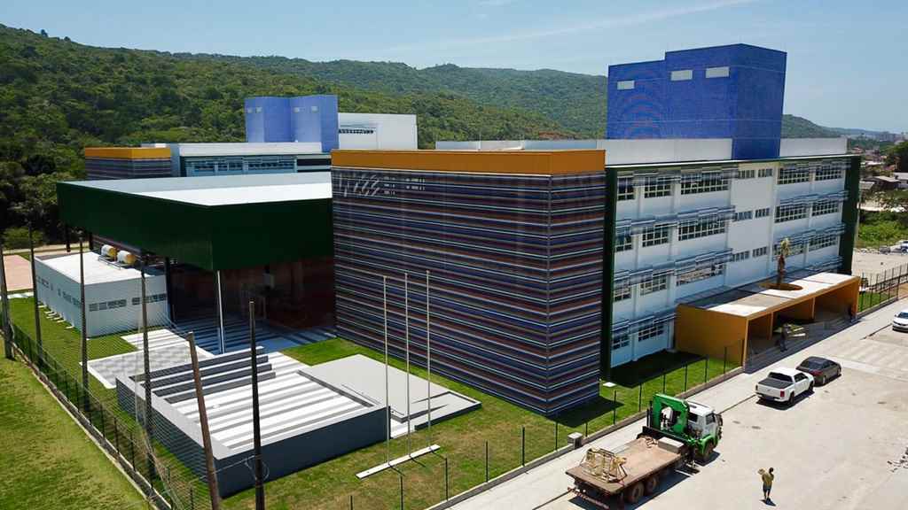 BOMBINHAS - Centro de Educação Integral inaugura dia 20