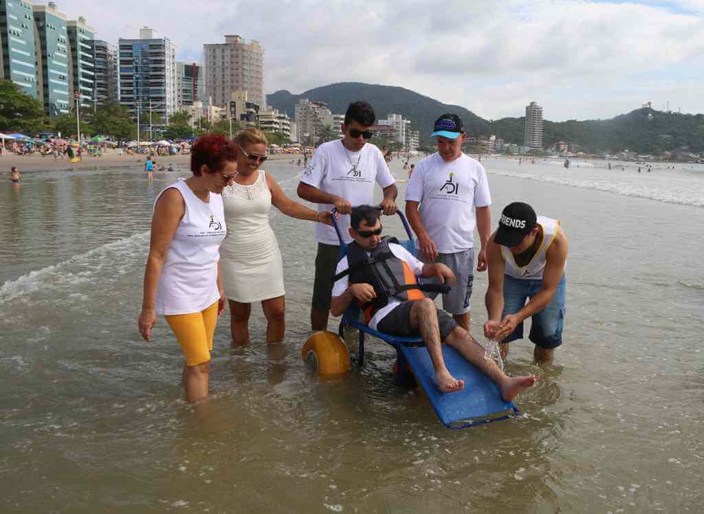 Projeto Vida na Praia inicia neste sábado (15/12) em Itapema