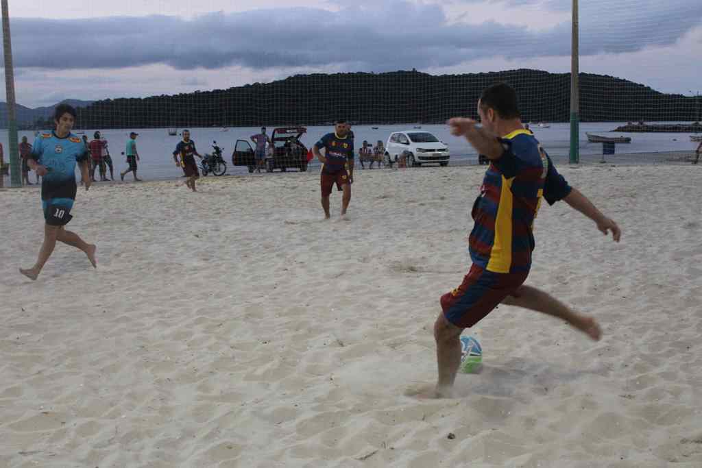 PORTO BELO - Porto Belo dará início ao campeonato de futebol e vôlei de praia