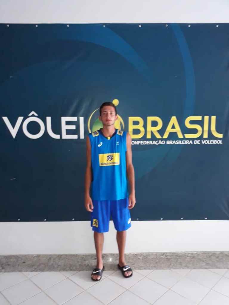 Atleta de Itapema participa de treinamento na Seleção Brasileira sub 21 de Vôlei de Praia
