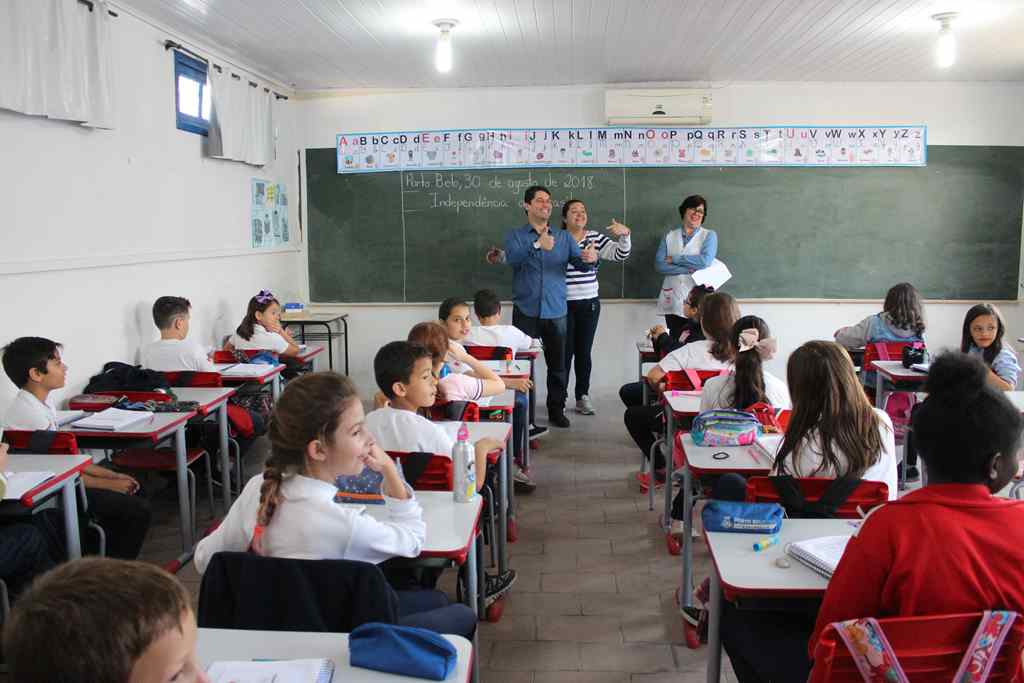 PORTO BELO - Aulas começam no dia 18 em Porto Belo