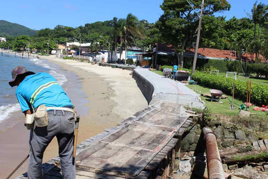 PORTO BELO - Praia do Centro recebe revitalização