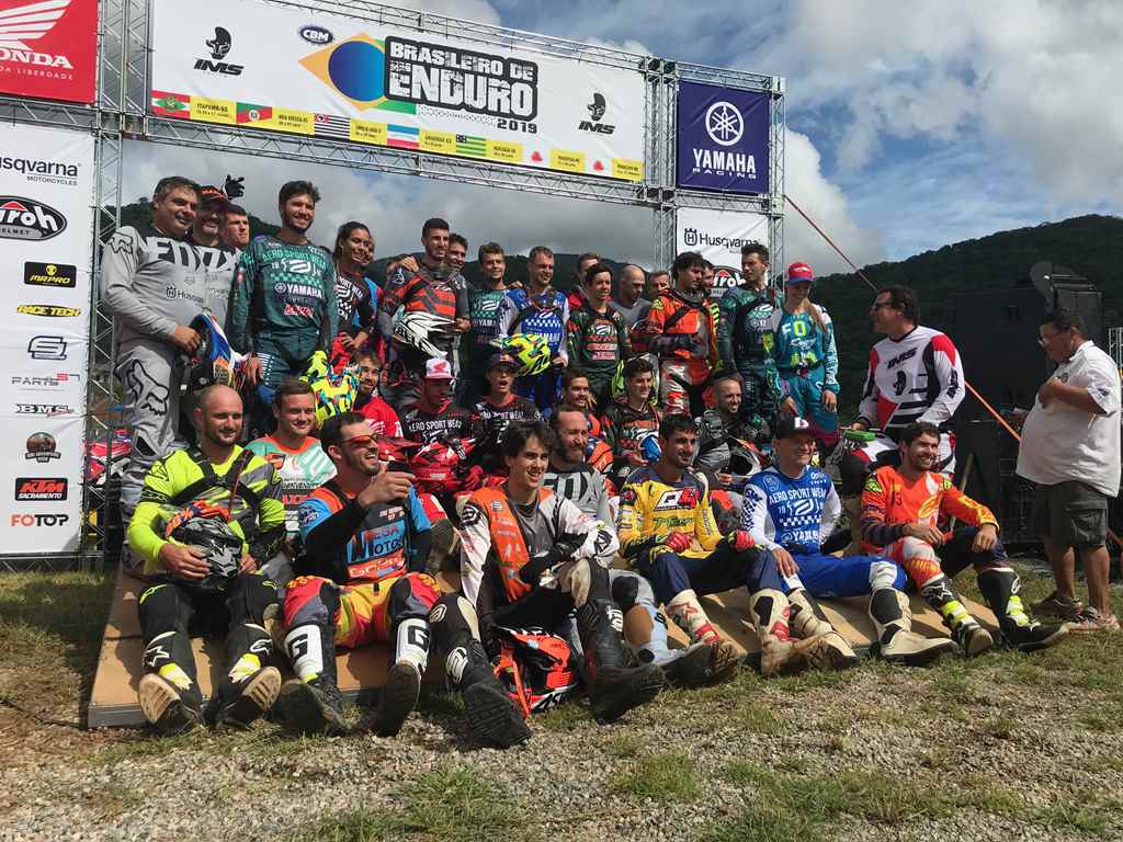 Abertura do Brasileiro de Enduro FIM movimenta Itapema