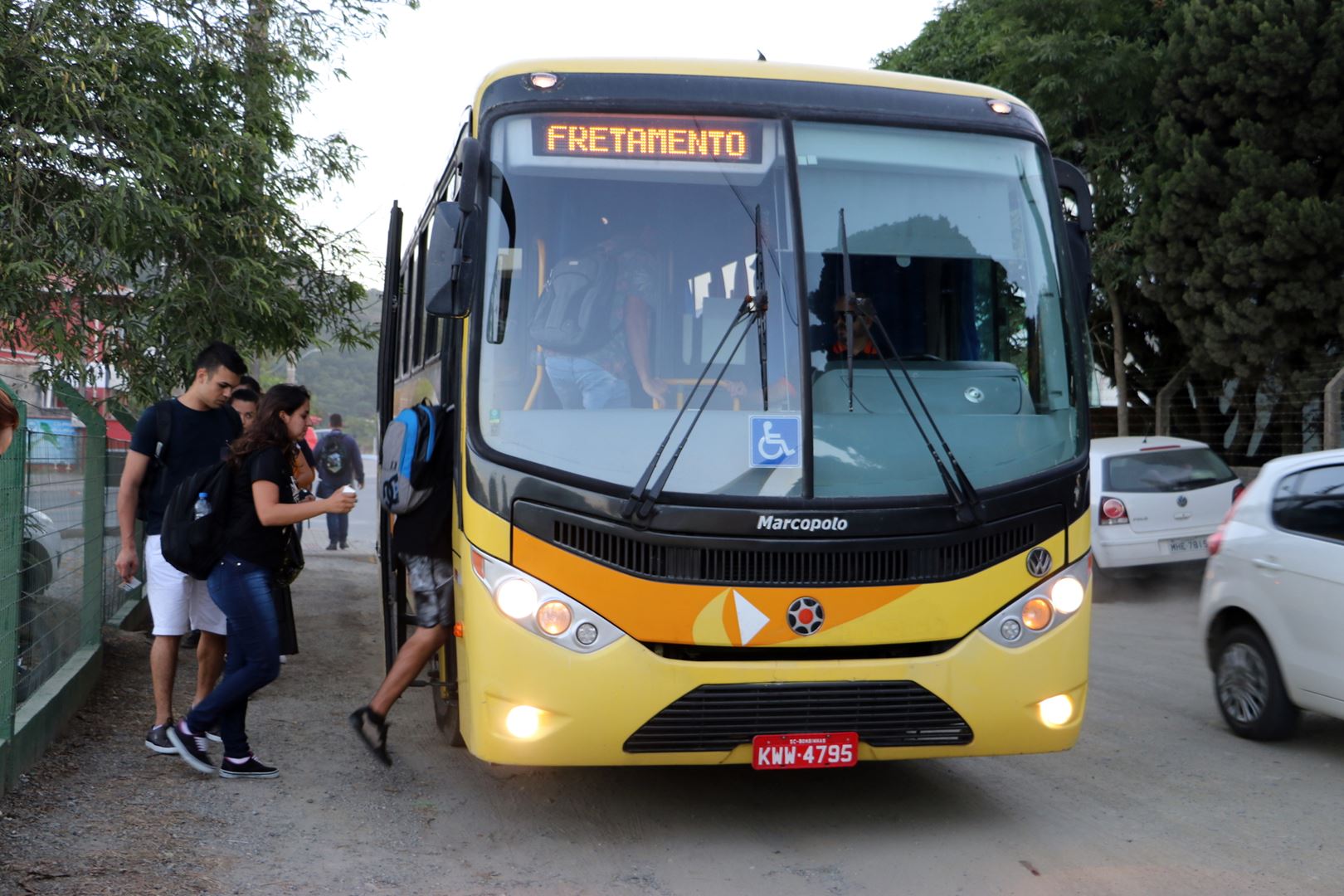 BOMBINHAS - Bombinhas lança novo Edital do Transporte Universitário