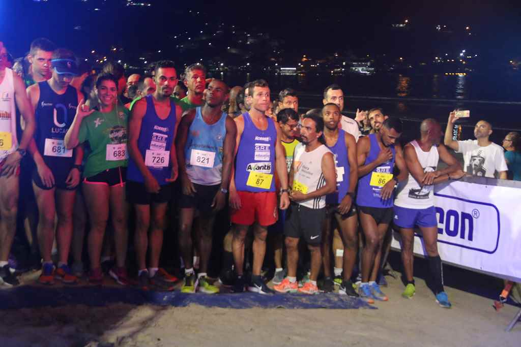 Night Run é sucesso de participação e de público em Itapema