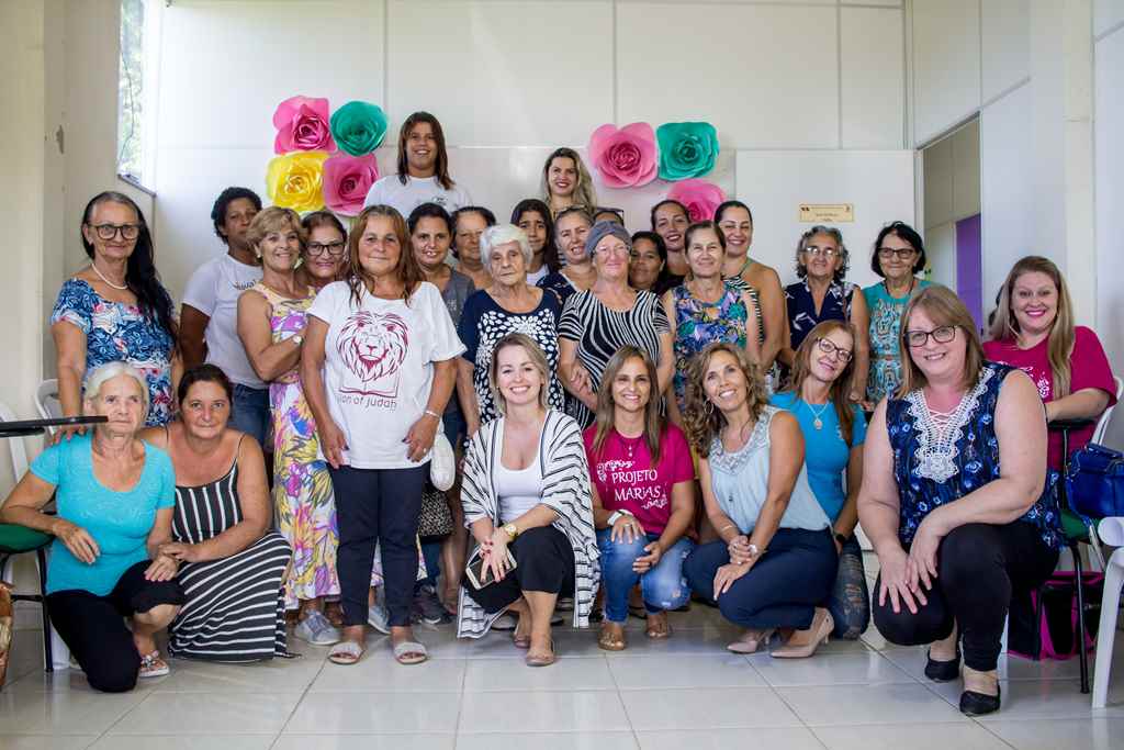 PORTO BELO - Encontro promove dia de beleza e debate sobre violência doméstica em Porto Belo - Foto: Thainara Soares