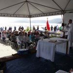 PORTO BELO - Fiéis pedem bênçãos aos pescadores em Porto Belo