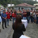 Prefeita Nilza Simas assina ordem de serviço para pavimentação das ruas 706 e 700