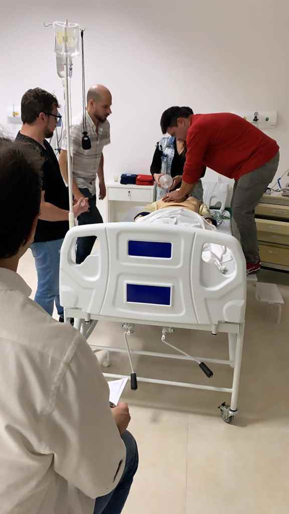 Curso aperfeiçoa profissionais de saúde para assistência a vítimas de paradas cardiorrespiratórias
