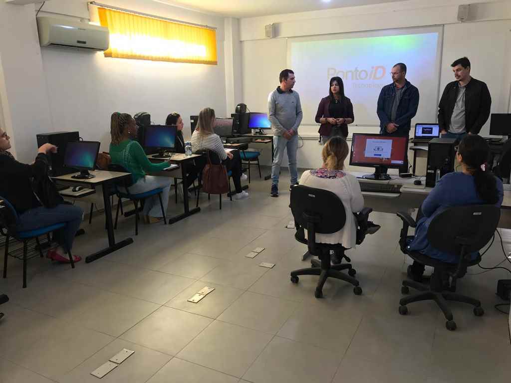 Educação realiza formação voltada a Gestão Escolar