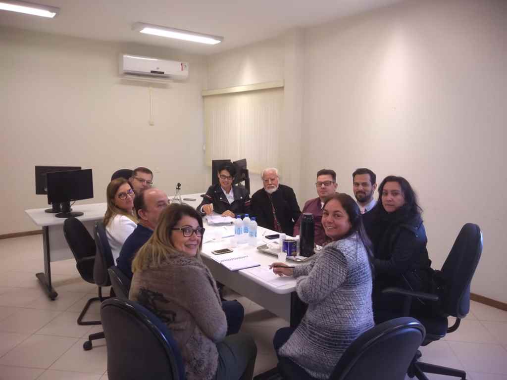 Rede busca aprimorar o atendimento da crianças e adolescentes em Itapema