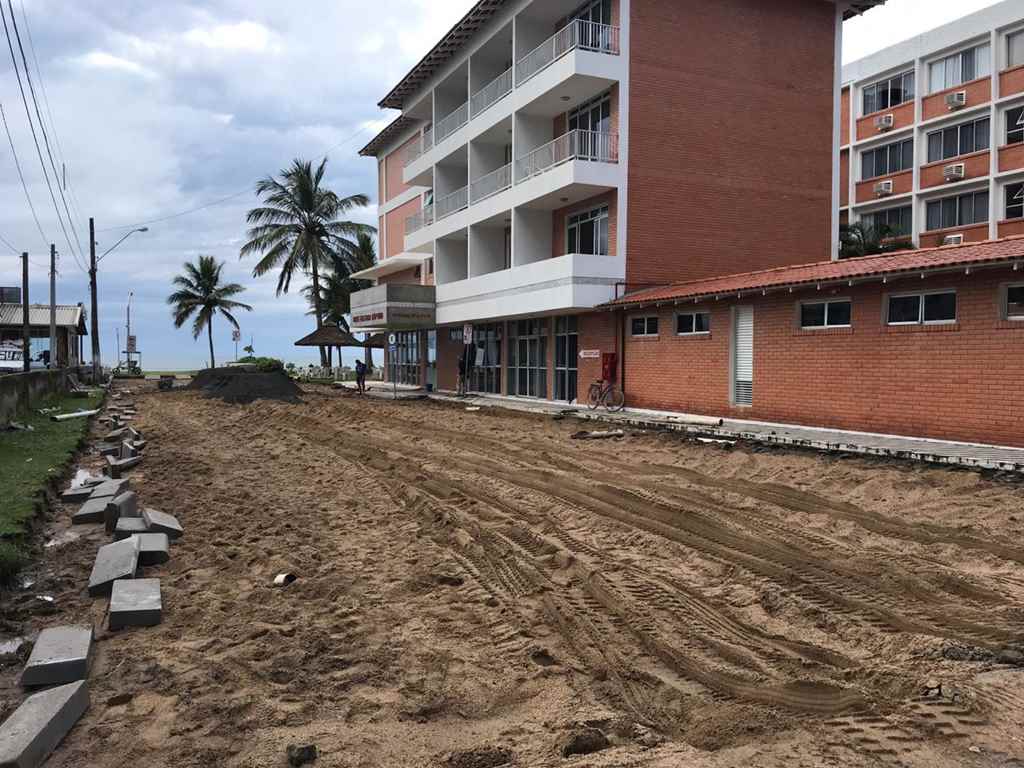 Seguem as obras de pavimentação das ruas