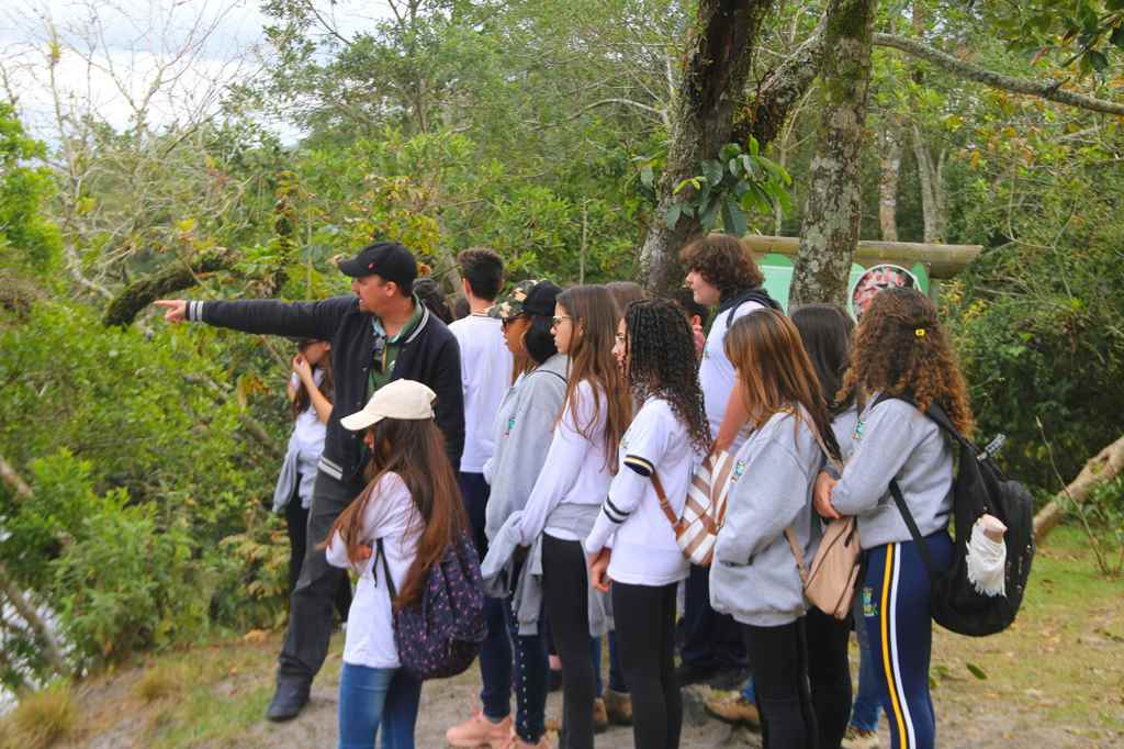 Estudantes retomam visitação guiada no Parque das Capivaras