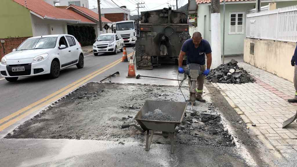 PORTO BELO - Porto Belo aplica multa na empresa Águas de Bombinhas