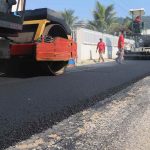 Seguem as obras de pavimentação asfáltica na Estrada Geral do Sertão do Trombudo