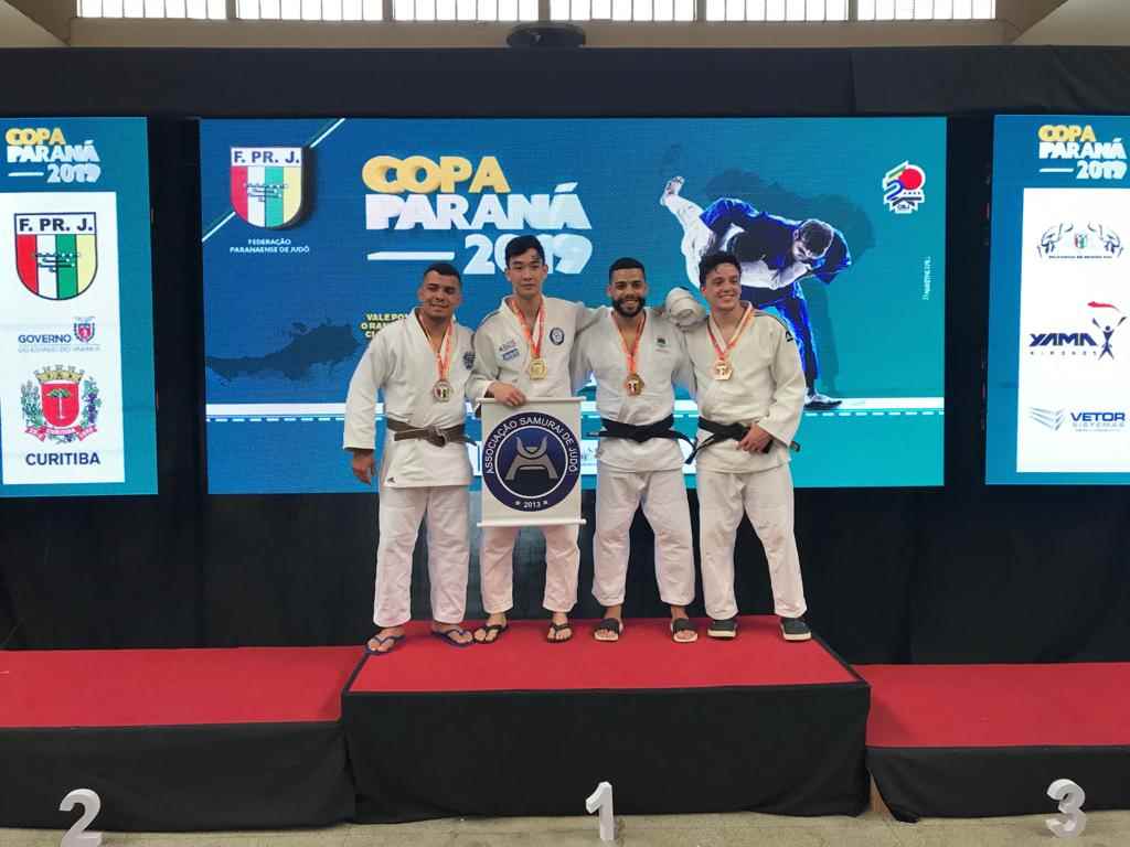 Atletas de Itapema conquistam medalhas na Copa Paraná de Judô