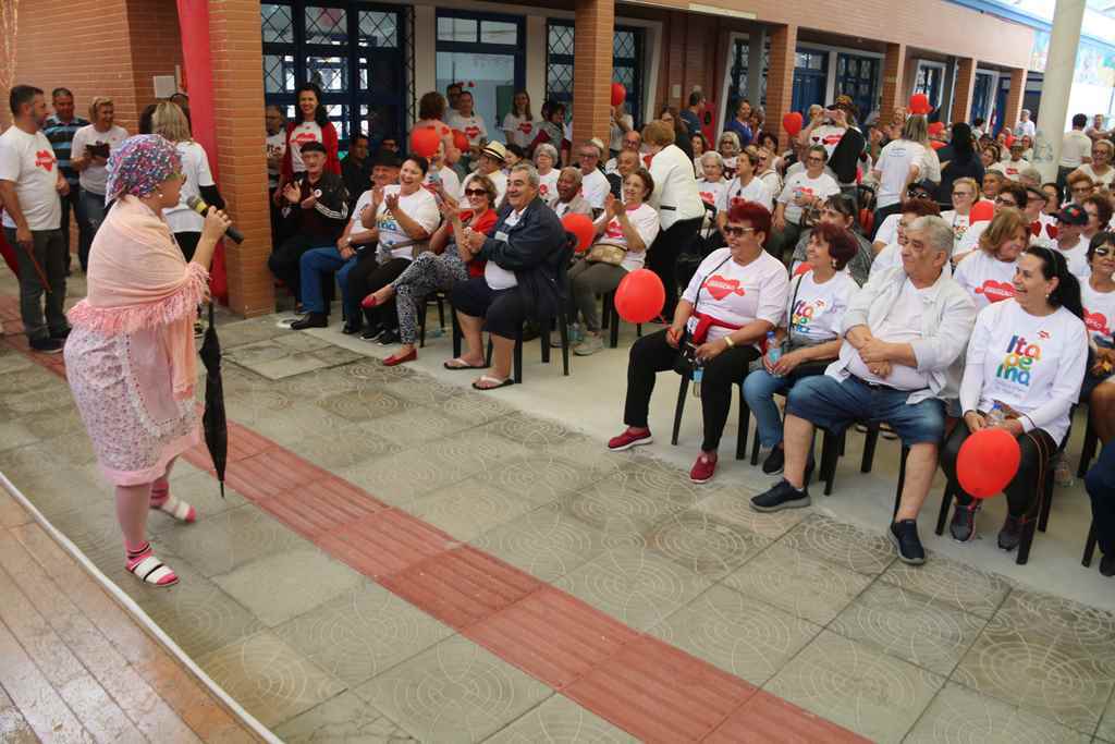 Caminhada e lançamento de projeto marcam Dia do Idoso em Itapema