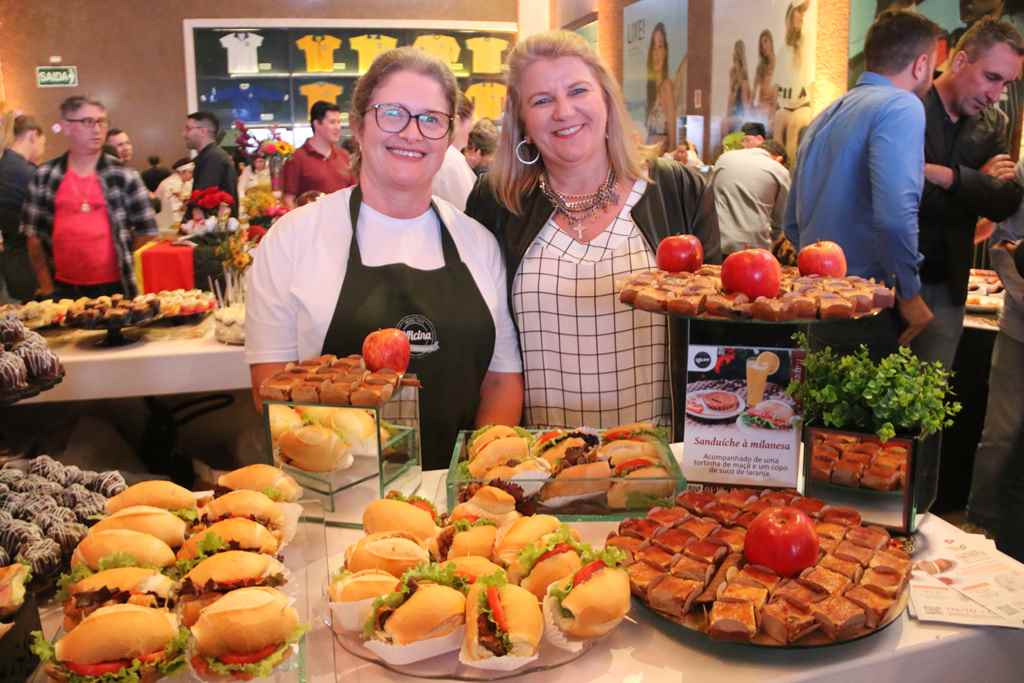 Cerimônia marca abertura da Temporada Gastronômica Costa Esmeralda