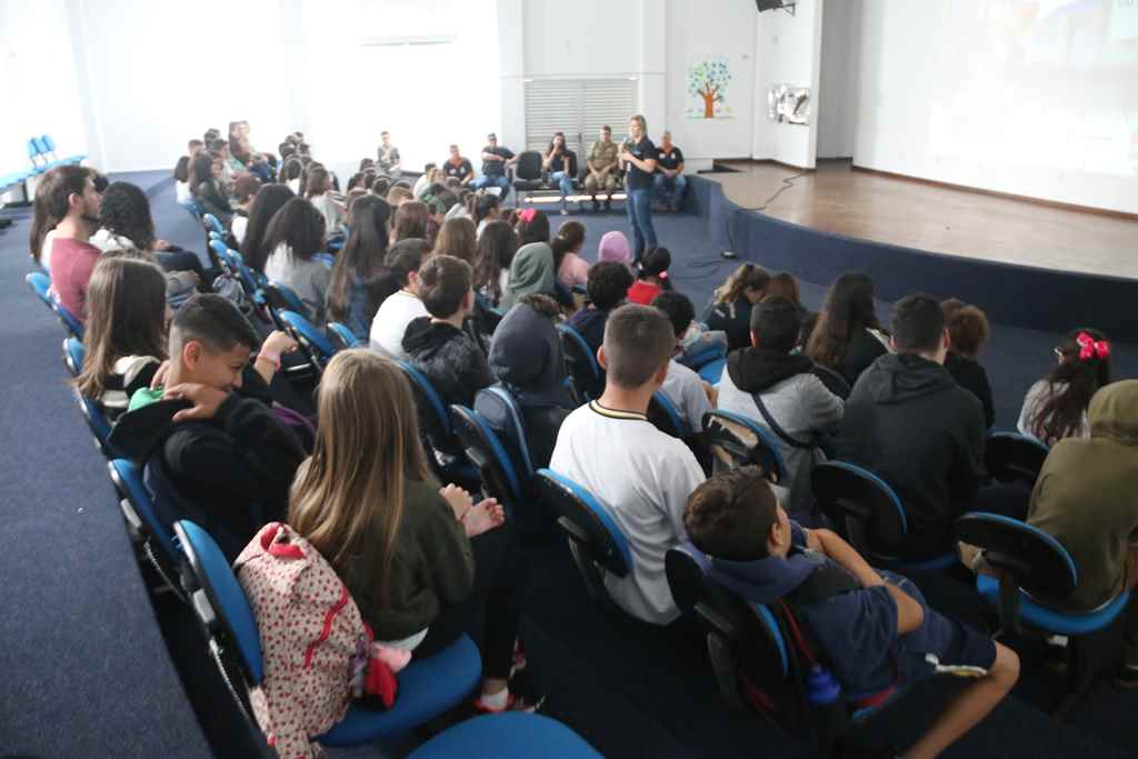 Encontro reúne participantes do Programa Proteção e Defesa Civil na Escola