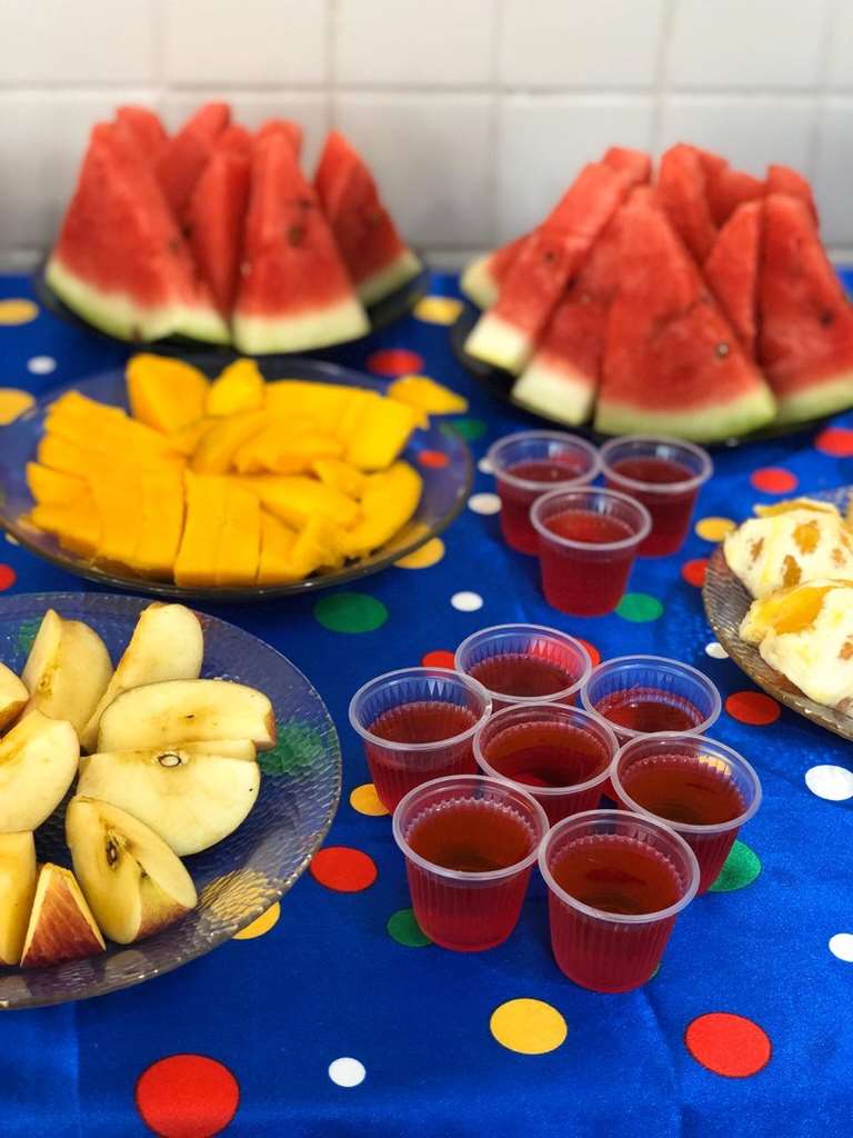 Rede Municipal de Ensino comemora semana da criança com alimentação diferenciada