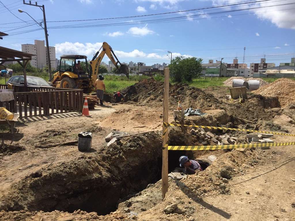 Seguem as obras de macrodrenagem no Bairro Morretes