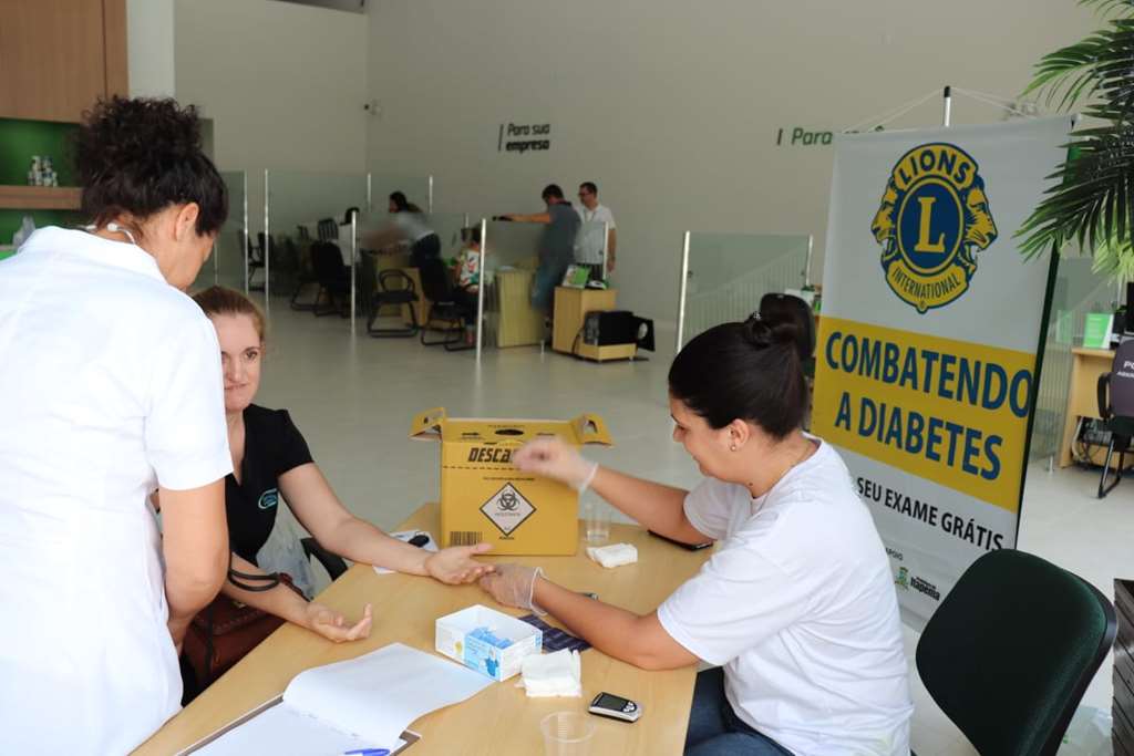 Atividades alertam sobre os cuidados com o Diabetes em Itapema