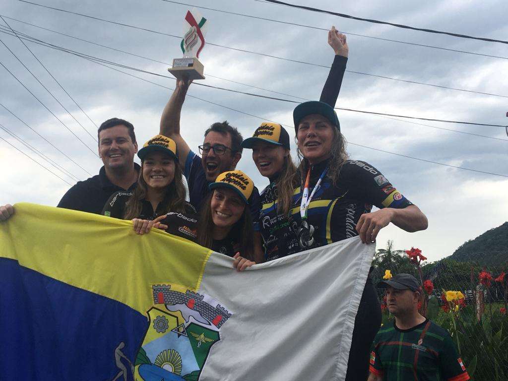 Equipe feminina de ciclismo de Itapema conquista terceiro lugar geral do JASC