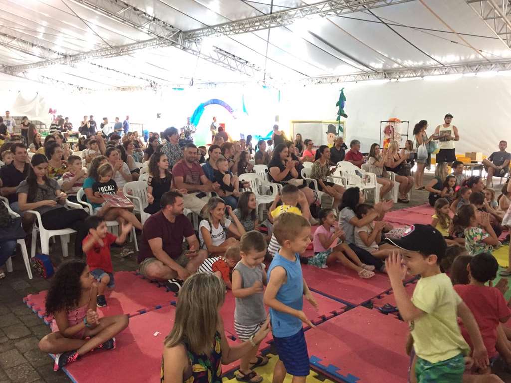 III Feira Literária em Itapema encerra com apresentações especiais