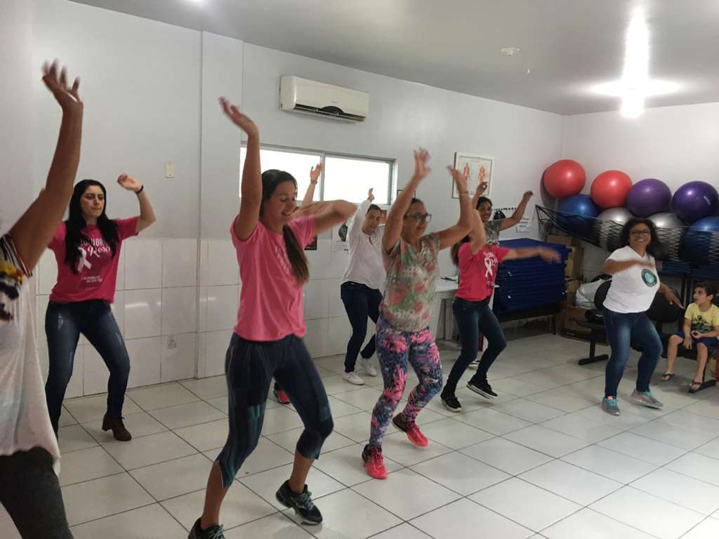 Outubro Rosa encerra com grande participação das mulheres em Itapema