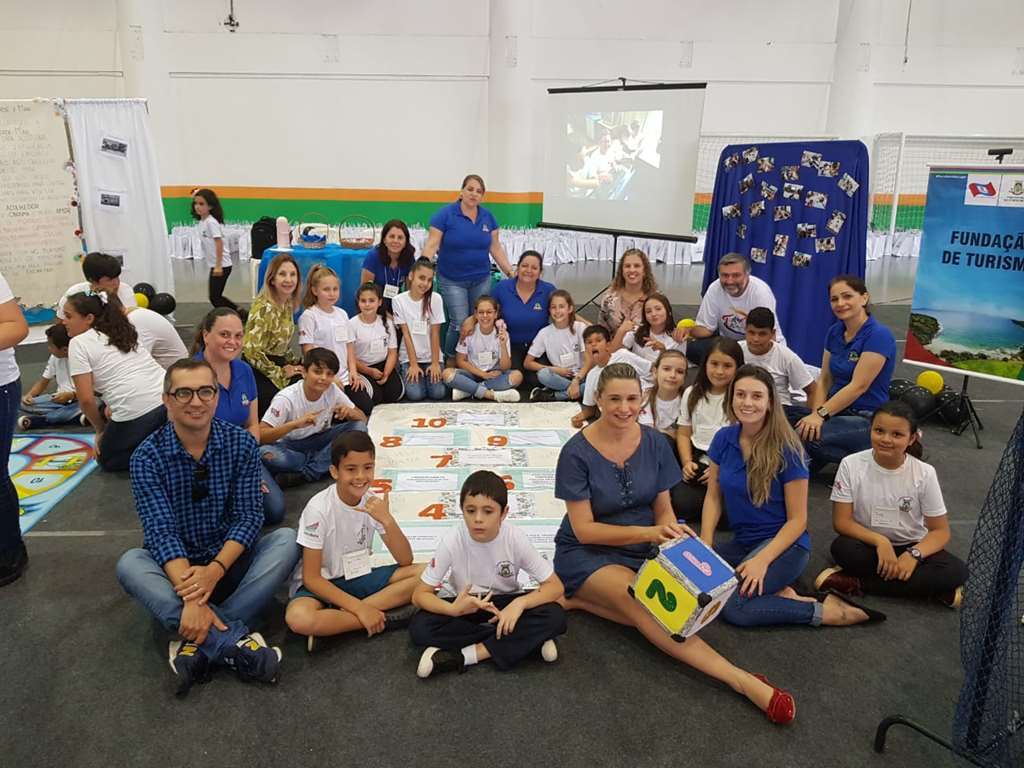 PORTO BELO - Porto Belo apresenta trabalhos na 1ª Mostra "Educando o Olhar para o Turismo da Costa Verde & Mar"