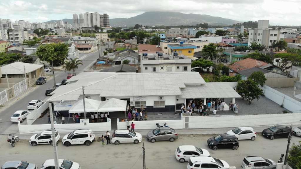 Prefeita Nilza Simas realiza entrega da reforma do CRAS no Bairro Morretes