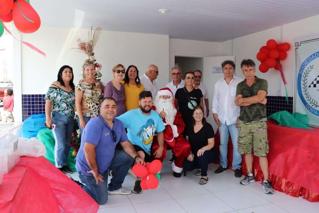 Confraternização marca final de ano no CRAS e no projeto Adicionando Caminhos