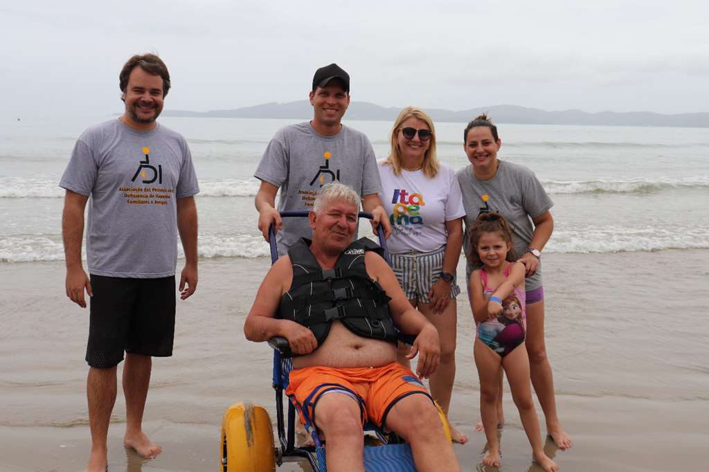 Iniciam as atividades dos Projetos Vida na Praia e Anjos da Praia