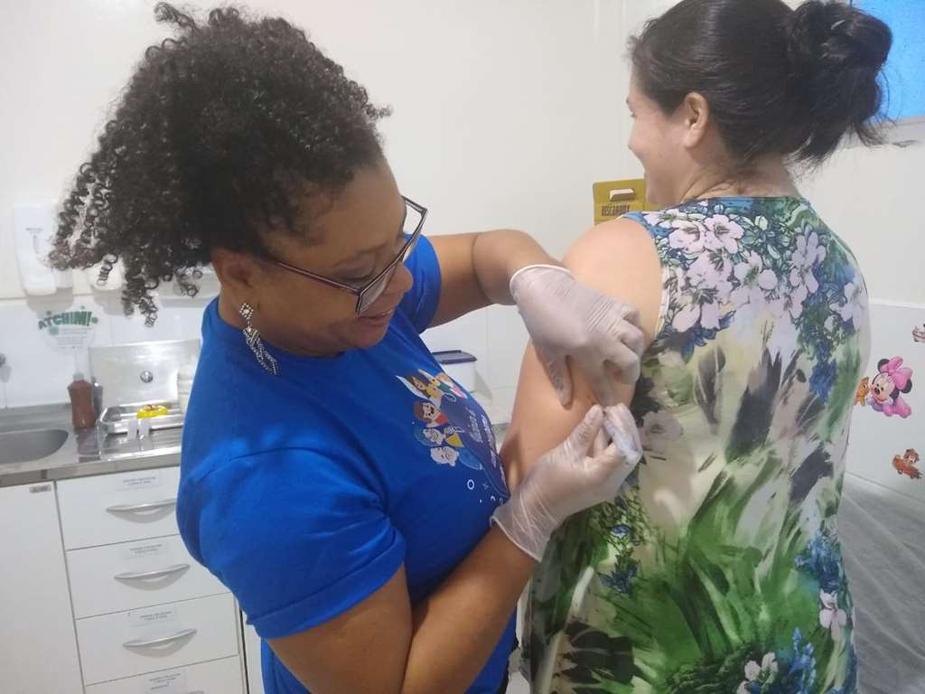 Itapema ultrapassa meta de vacinação contra sarampo