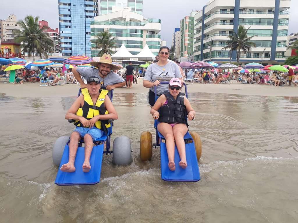 Projeto Vida na Praia já garantiu mais de 80 banhos de mar