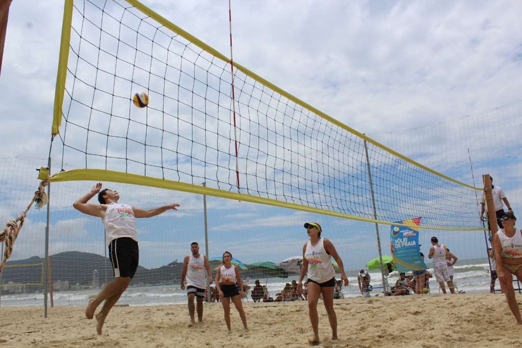 Circuito Verão Itapema agita as areias da Praia Central
