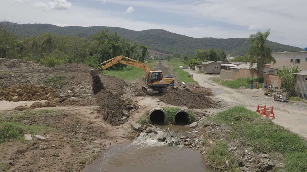 Defesa Civil e Obras realizam ações para prevenção a alagamentos