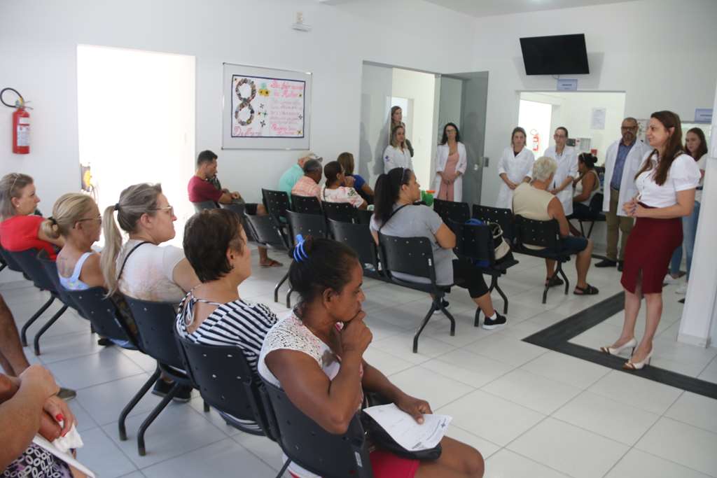 Prefeita Nilza Simas entrega reforma da UBS Meia Praia II