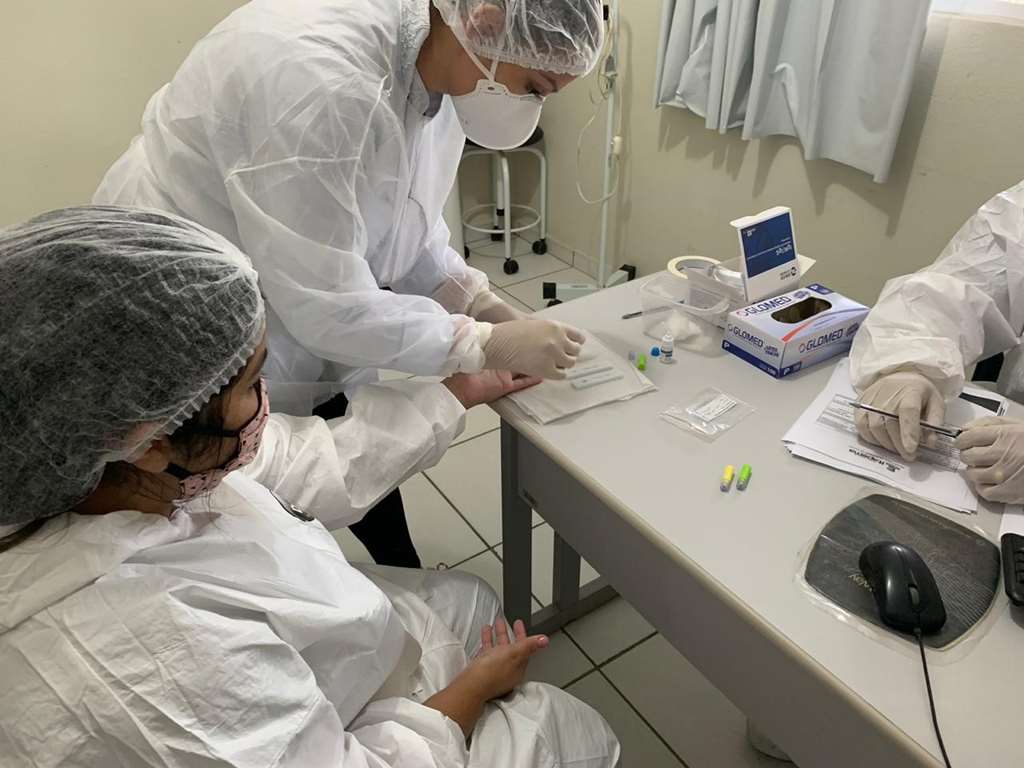 Itapema realiza testes de Covid-19 nos profissionais da saúde