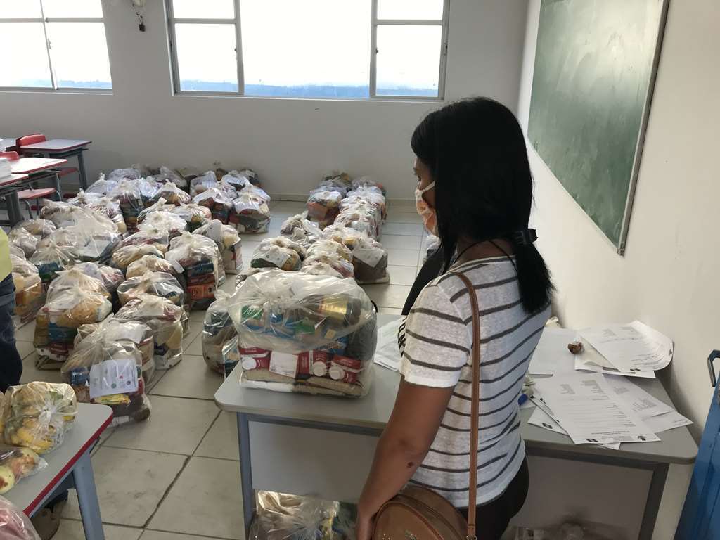 PORTO BELO - Porto Belo entrega Kit com merenda escolar às famílias de alunos