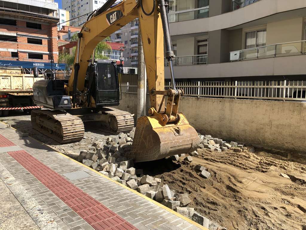 Ruas recebem melhorias nos Bairros Morretes e Meia Praia
