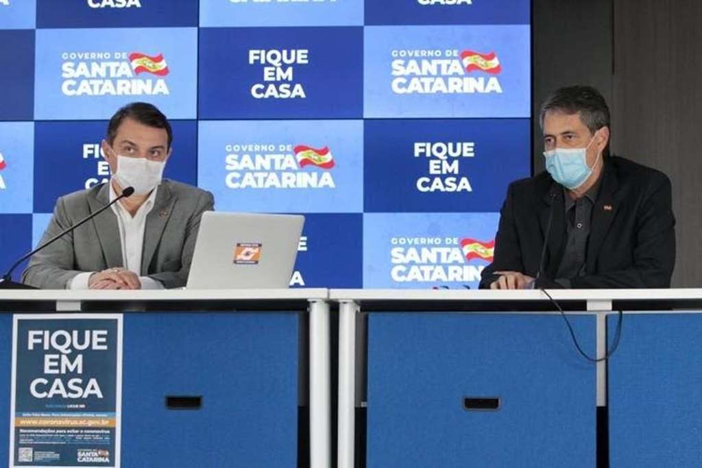 O governador Carlos Moisés e o secretário da Saúde, André Motta Ribeiro(Foto: Divulgação / Governo de SC)