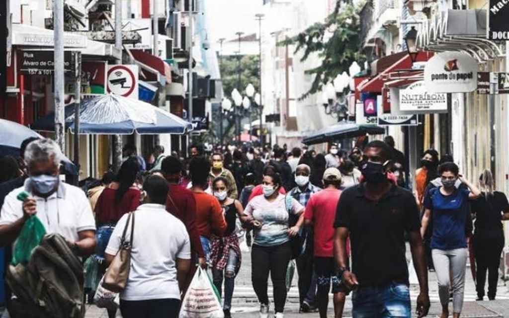 Falta de adesão ao isolamento social preocupa em SC (Foto: Tiago Ghizoni, Arquivo NSC)