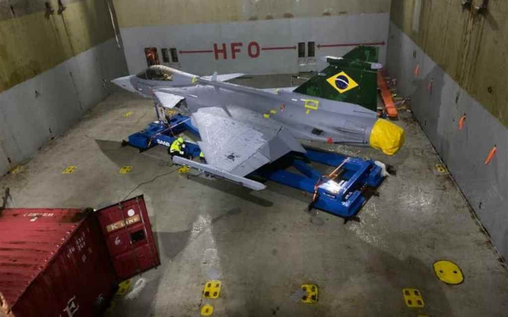 Caça chegou a Navegantes neste domingo (Foto: Brigadeiro Baptista Jr, Reproduçao, Redes Sociais)