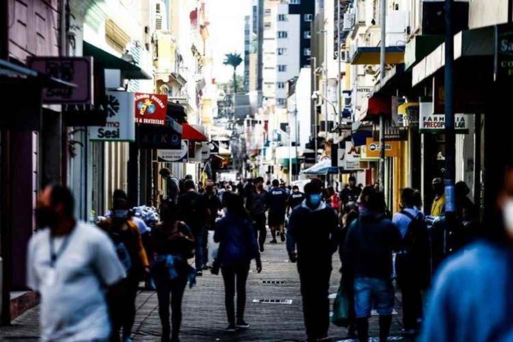 Pandemia já infectou mais de 211 mil pessoas em SC(Foto: Tiago Ghizoni / Arquivo DC)