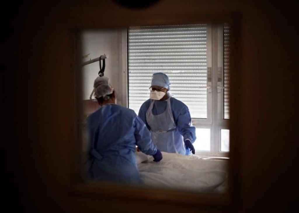 Há 245 pacientes hospitalizados em UTI em SC para tratamento do coronavírus(Foto: Thomas Coex/AFP)