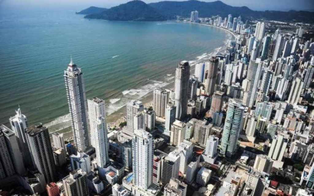 Prédios de Balneário Camboriú (Foto: Lucas Correia. Arquivo NSC)