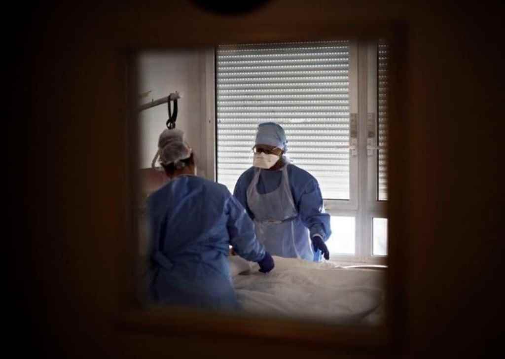 Lotação das UTIs adultas atingiu 92%(Foto: Thomas Coex/AFP)