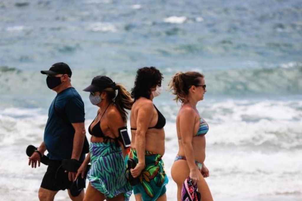 A permanência de pessoas em espaços públicos de uso coletivo depende das regras da SES(Foto: Diórgenes Pandini / NSC Total)