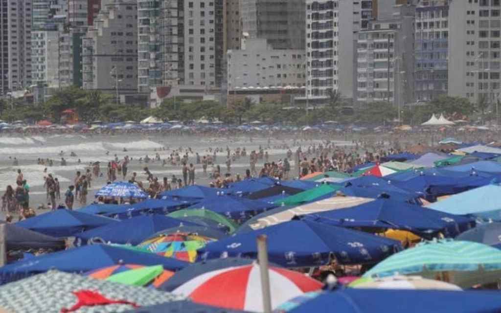 Governo ainda não anunciou detalhes sobre o que será permitido nas praias durante o verão(Foto: Luiz Carlos Souza, Arquivo)
